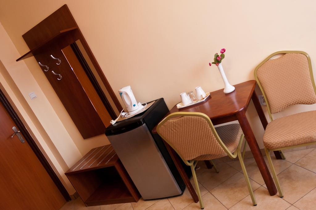 Hotel Elda 2 Bydgoszcz Bagian luar foto
