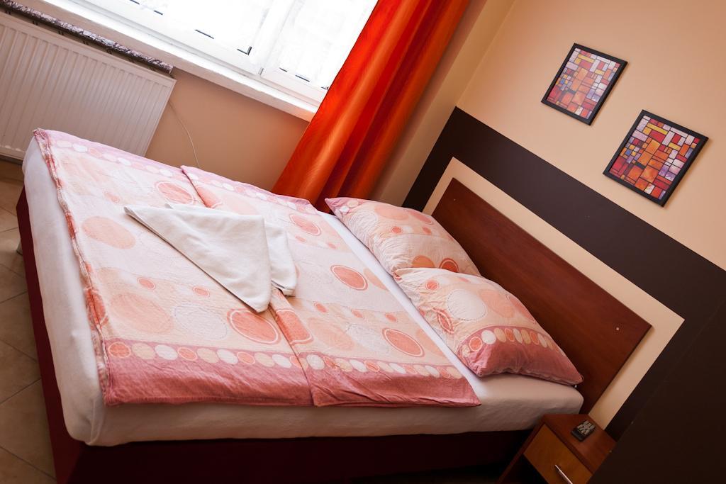 Hotel Elda 2 Bydgoszcz Bagian luar foto