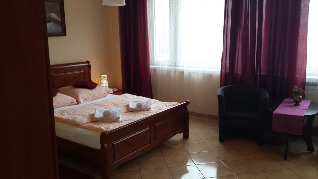 Hotel Elda 2 Bydgoszcz Ruang foto