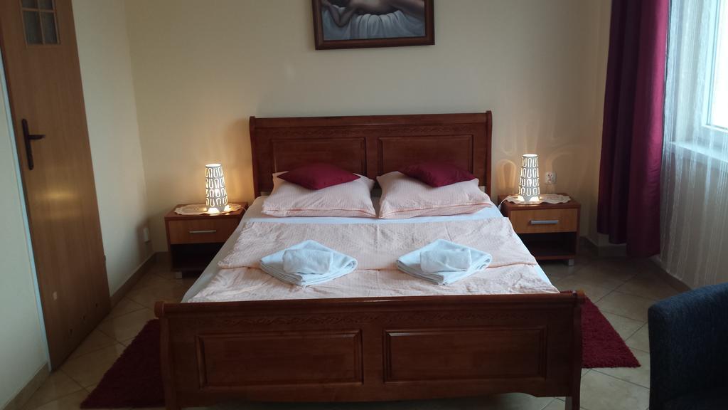 Hotel Elda 2 Bydgoszcz Bagian luar foto